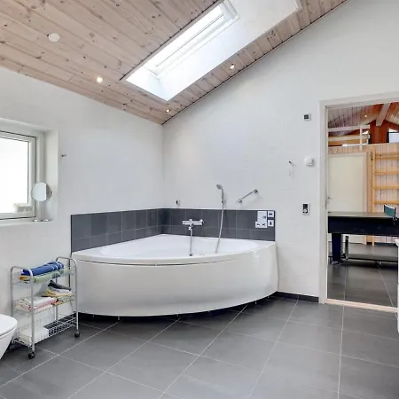 Heidrun Holiday home Aalbaek